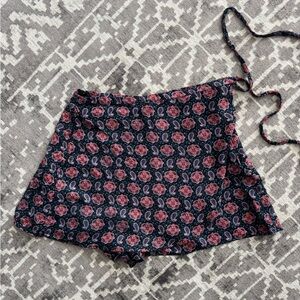 Lily White Black and Pink Floral Women's Skort
